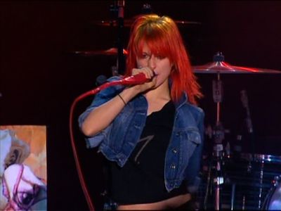 Paramore lançam videoclip de «Monster» - TVI
