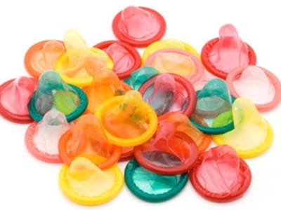 Preservativos defeituosos recolhidos na África do Sul - TVI