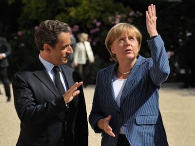 Grécia: Merkel e Sarkozy reúnem-se 4ª feira com troika - TVI