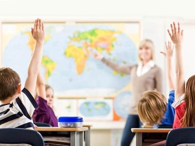 Escola britânica ensina Inglês como língua estrangeira - TVI