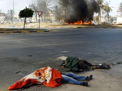 PCP condena «massacre» na NATO em Trípoli - TVI