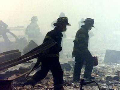 Nova Iorque procura restos humanos do 11 de setembro - TVI