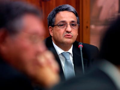 Ministro esclarece: transplantes não serão reduzidos - TVI