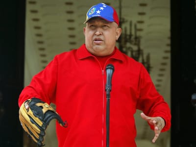 Chávez regressa a Cuba para mais radioterapia - TVI