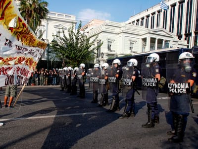 Grécia: sindicatos preparam greve geral de 48 horas - TVI