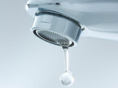 Água: reclamações aumentam em 2011 - TVI