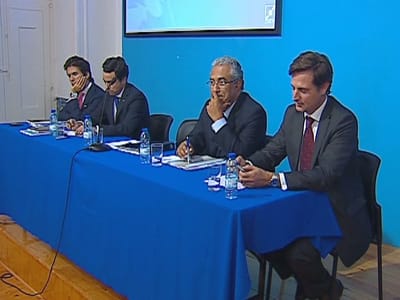 António Costa: reforma do poder local é positiva mas... - TVI