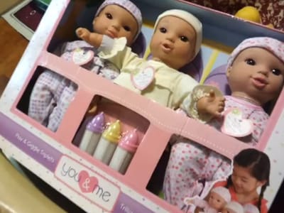Está à venda uma boneca que diz palavrões - TVI