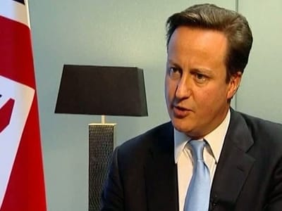 PM britânico controla governo com app de 24 mil euros - TVI
