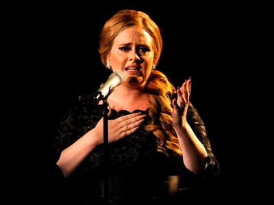 Adele alcança novo marco nas tabelas de vendas - TVI