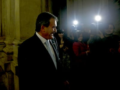 «Preocupações não têm a ver com a eleição francesa» - TVI