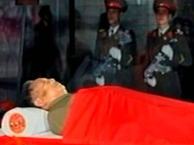 Kim Jong-il tinha um exército de escravas - TVI