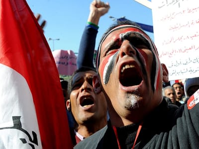 Milhares enchem a Praça Tahrir no Egipto - TVI