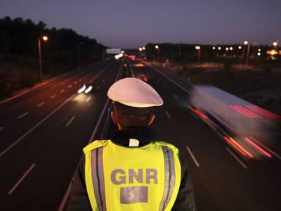GNR controla velocidade em estradas mais mortais - TVI