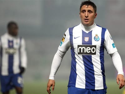 Cristian Rodríguez: «Não quis renovar e tive problemas no Porto» - TVI