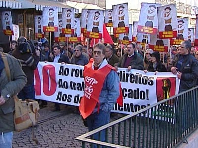 Mil sindicalistas da CGTP protestam em Lisboa - TVI