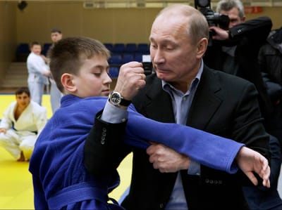 Rússia: sondagem dá vitória esmagadora a Putin - TVI