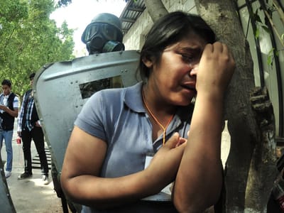 Honduras: familiares procuram corpos das vítimas em sacos - TVI