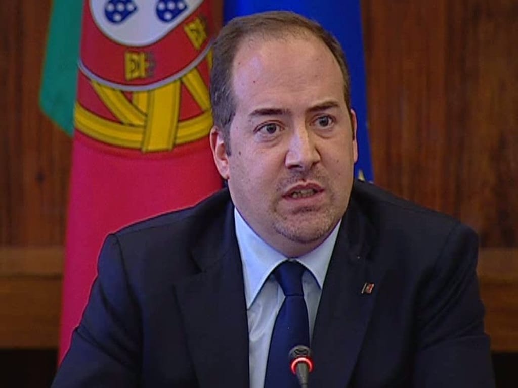 Álvaro Santos Pereira, ministro Economia