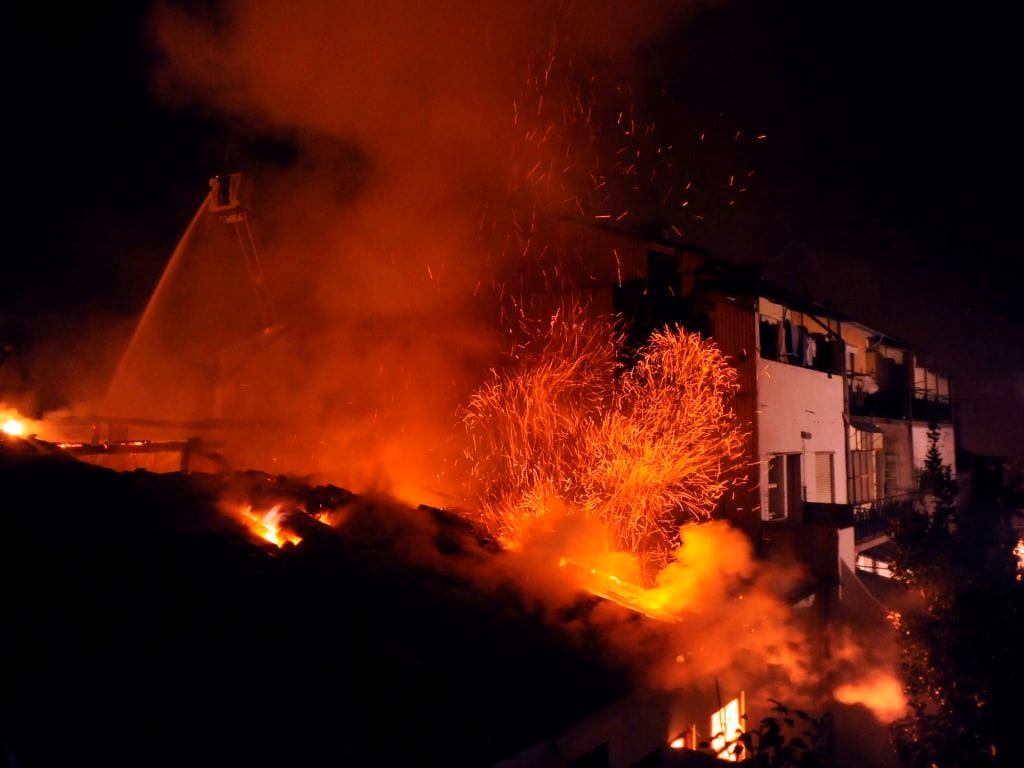 Incêndio em Braga (HUGO DELGADO/LUSA)