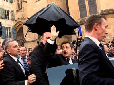 Sarkozy: «há demasiados estrangeiros» em França - TVI