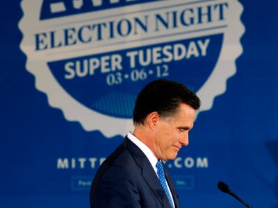 Rick Perry anuncia apoio a Mitt Romney - TVI