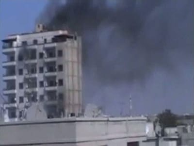 Tanques voltam a disparar contra Homs - TVI