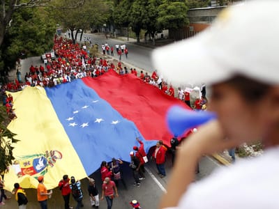 Milhares manifestam apoio a Chávez nas ruas de Caracas - TVI