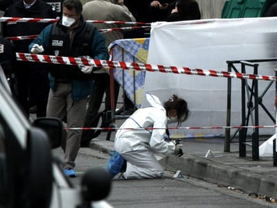 França: tiroteio à porta de escola faz quatro mortos - TVI