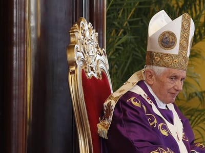 Papa diz que pedófilos prejudicaram credibilidade da Igreja - TVI