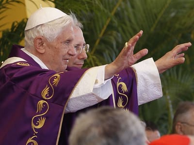 Irmão do Papa confirma resignação devido à idade - TVI