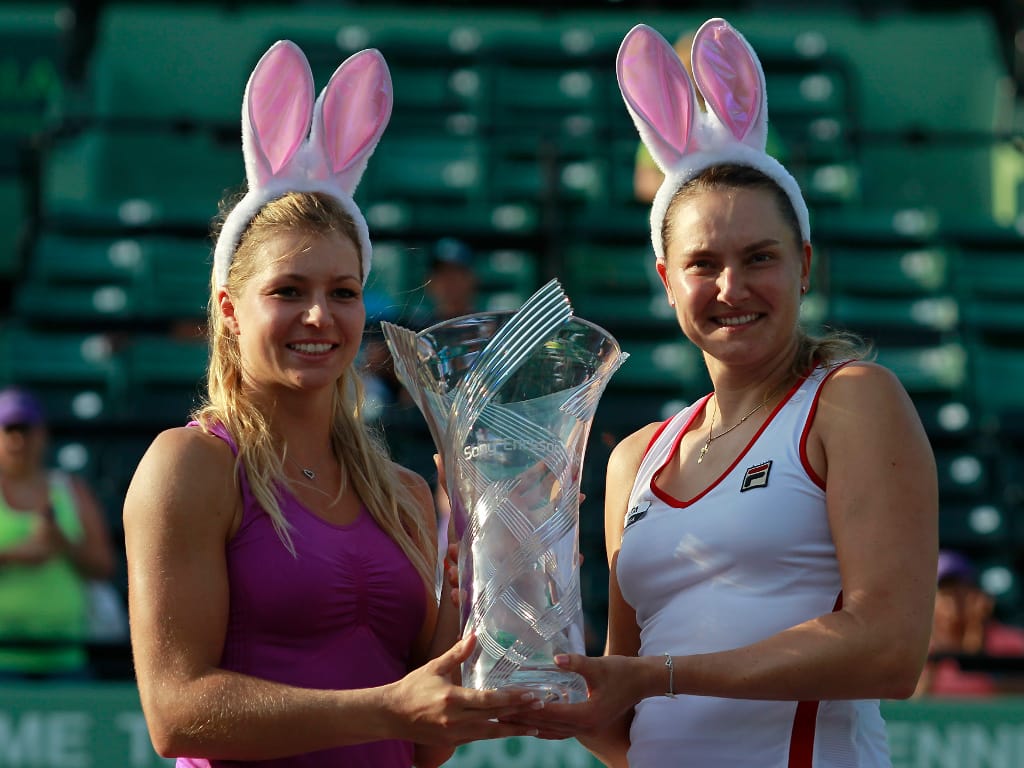 Maria Kirilenko e Nadia Petrova vencem em Key Biscaine [EPA]