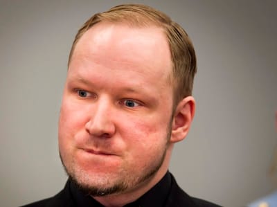 Sobrevivente conta que Breivik gritava de alegria enquanto matava - TVI