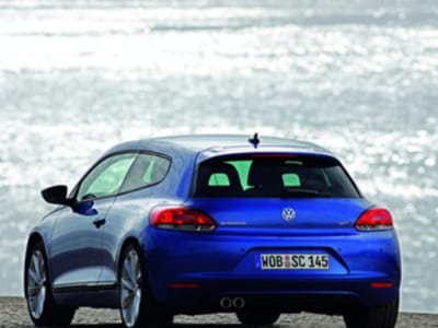 Produção de automóveis sobe 1% em maio em Portugal - TVI