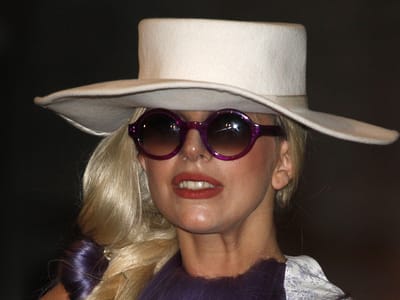 Lady Gaga: ouça a música nova da cantora - TVI