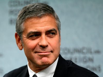 George Clooney pergunta: Trump não devia estar a trabalhar? - TVI