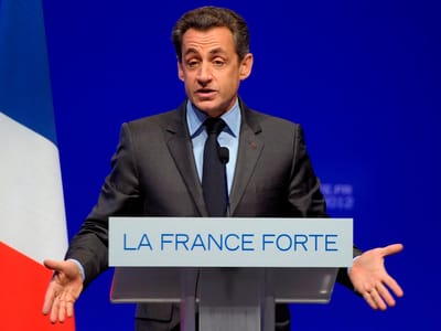 Sarkozy joga tudo para evitar derrota - TVI