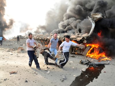 Damasco: 55 mortos e 372 feridos em explosões - TVI