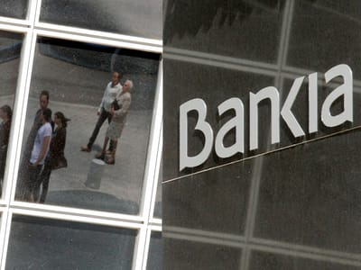 Espanhol Bankia regressa aos lucros - TVI