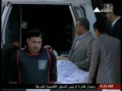 Mubarak em estado «muito crítico», diz advogado - TVI