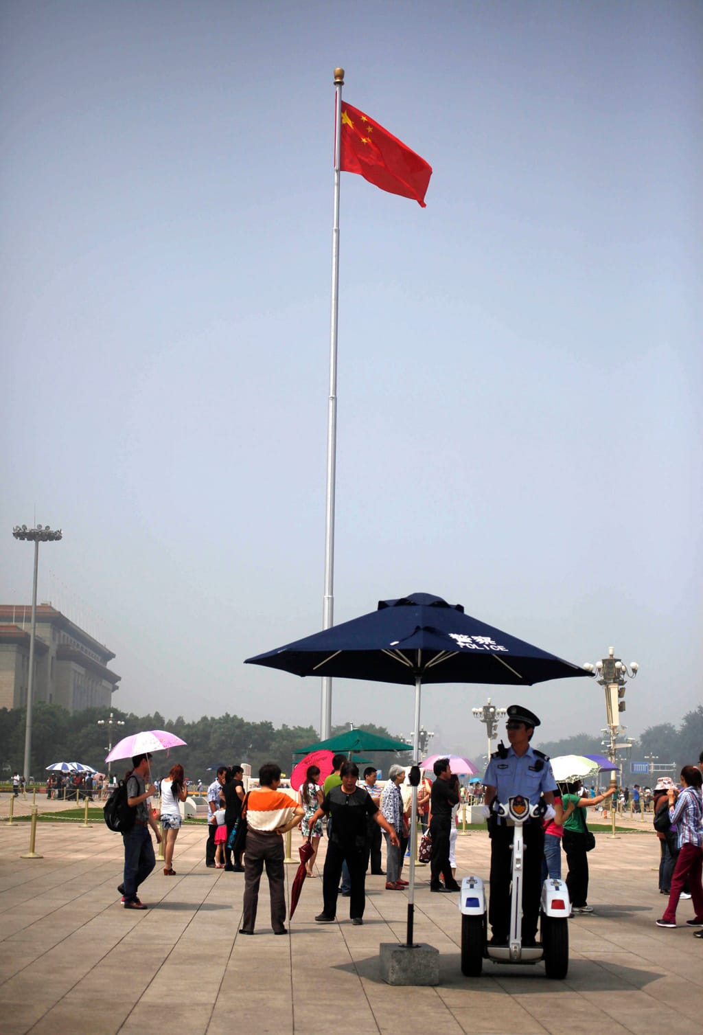 Comemorações do 23º aniversário do Massacre na Praça Tiananmen, China (LUSA)