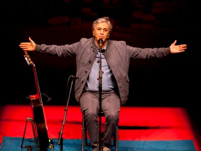 Caetano Veloso oferece audição de toda a discografia - TVI