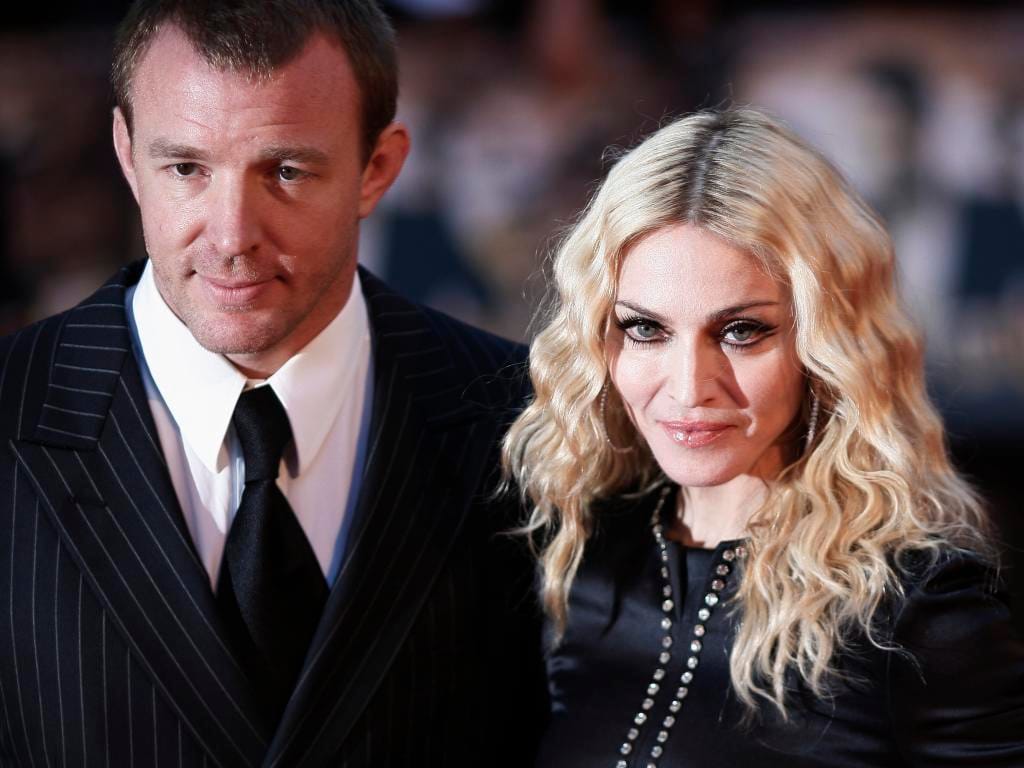 Guy Ritchie e Madonna casaram-se em 2000. A conturbada relação durou oito anos (Reuters)