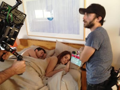 Lindsay Lohan na cama com ator pornográfico - TVI