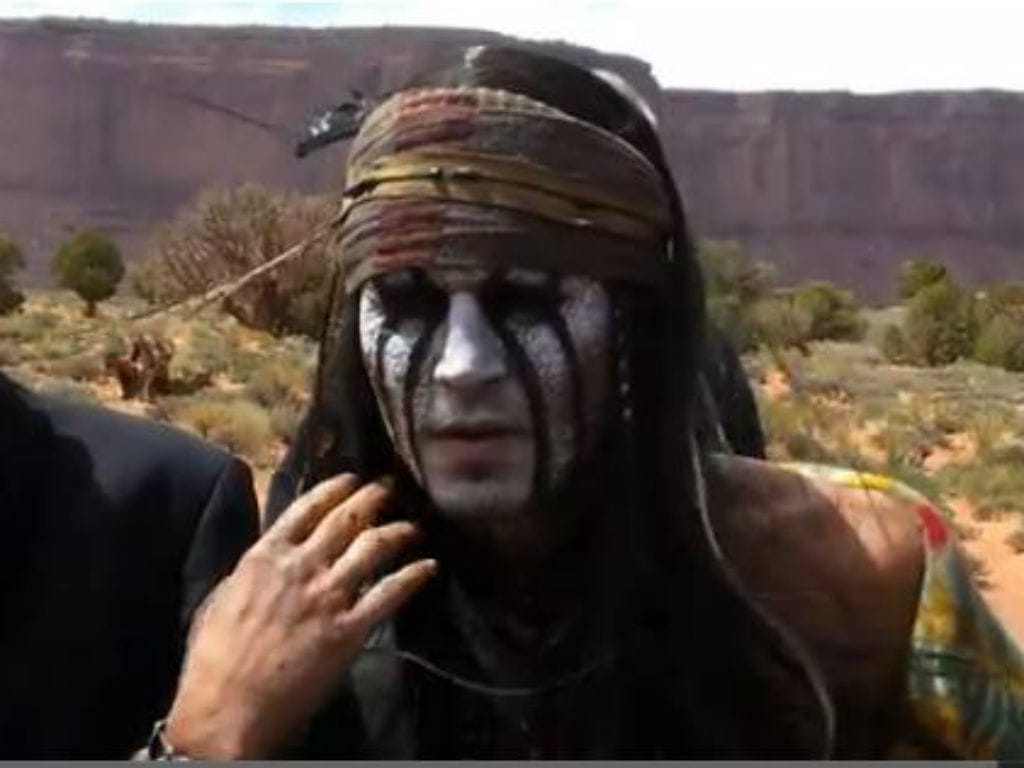 Johnny Depp como o índio Tonto