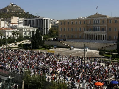 Grécia: manifestação na praça sintagma agendada para esta segunda-feira - TVI