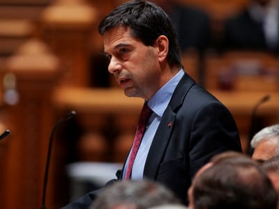 Gaspar explica sétima avaliação ao Parlamento na próxima semana - TVI