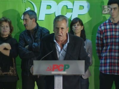 Jerónimo acusa Merkel e Gaspar de «batota» para «esmifrarem» portugueses - TVI