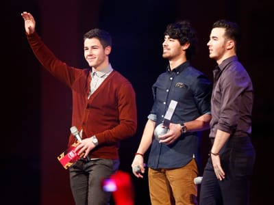Jonas Brothers, o fim da banda - TVI