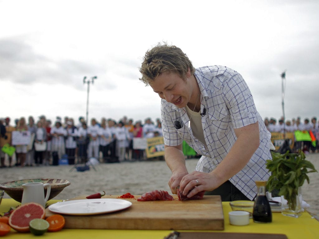 Receias de Jamie Oliver têm excesso de calorias (REUTERS/ERIC THAYER )